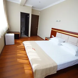 https://hotel-725.batumihotels.net