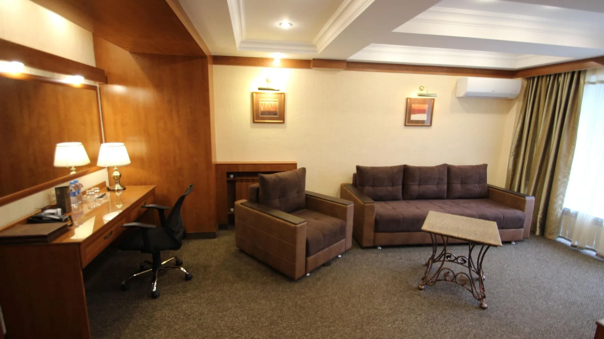 Hotel Uyut Almaty